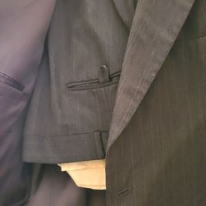Men's suit